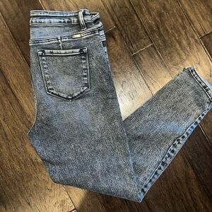 Kancan black acid wash skinny jeans 30/13